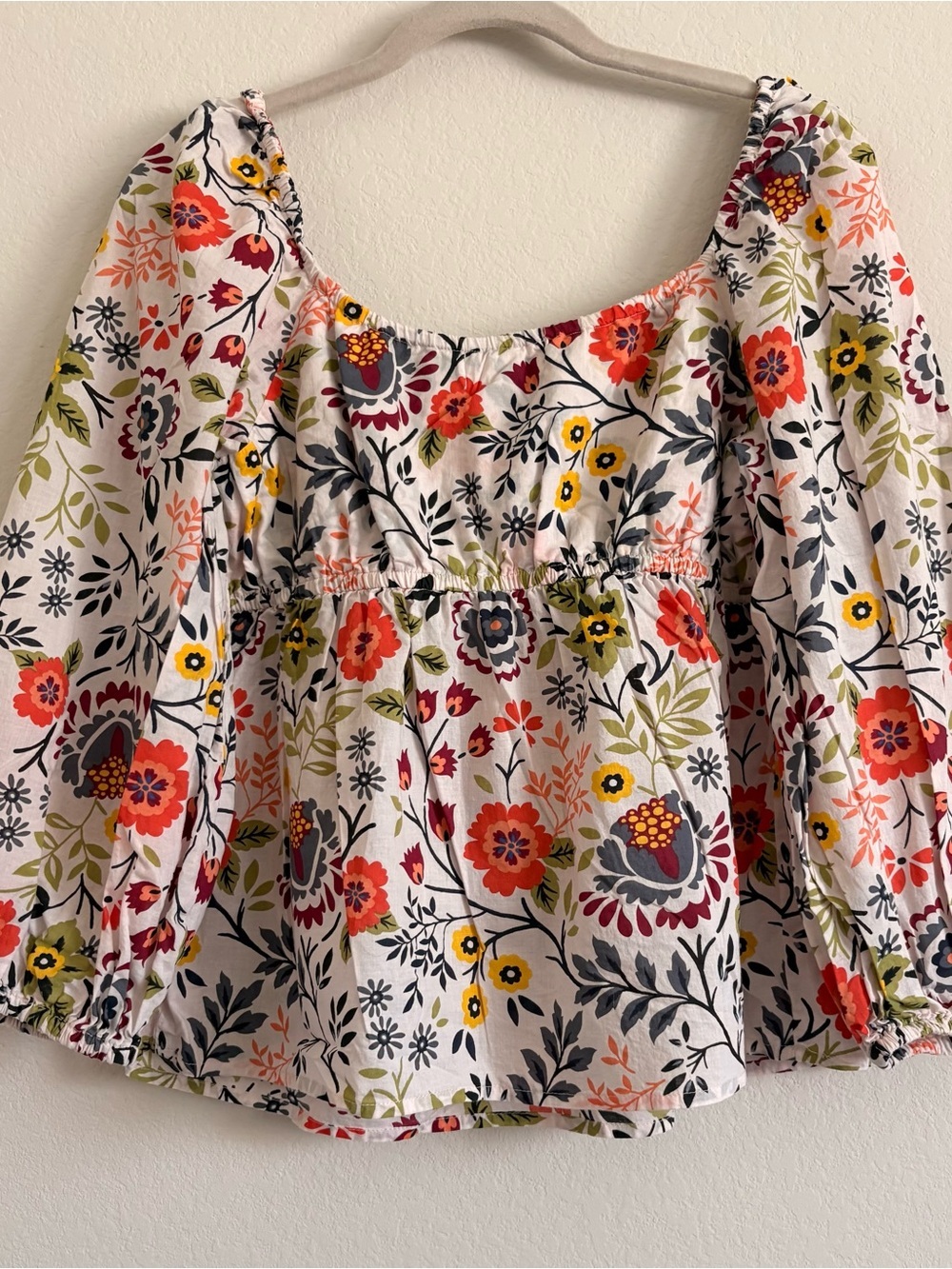 Velvet by Graham & Spencer White Multi Floral Peasant Top size S - Picture 10 of 11